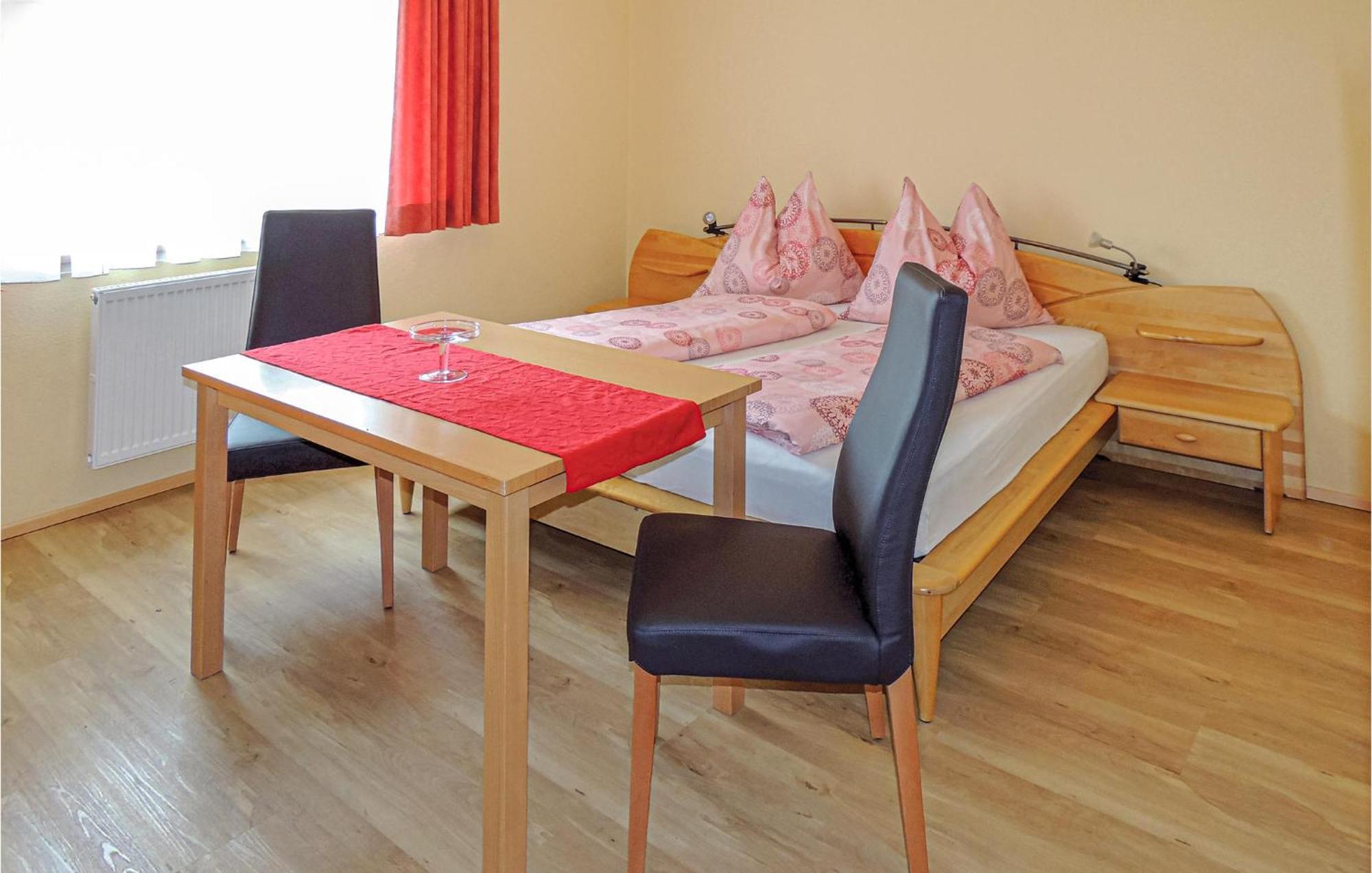 Groessere Ferienwohnung อิทเทอร์ ภายนอก รูปภาพ